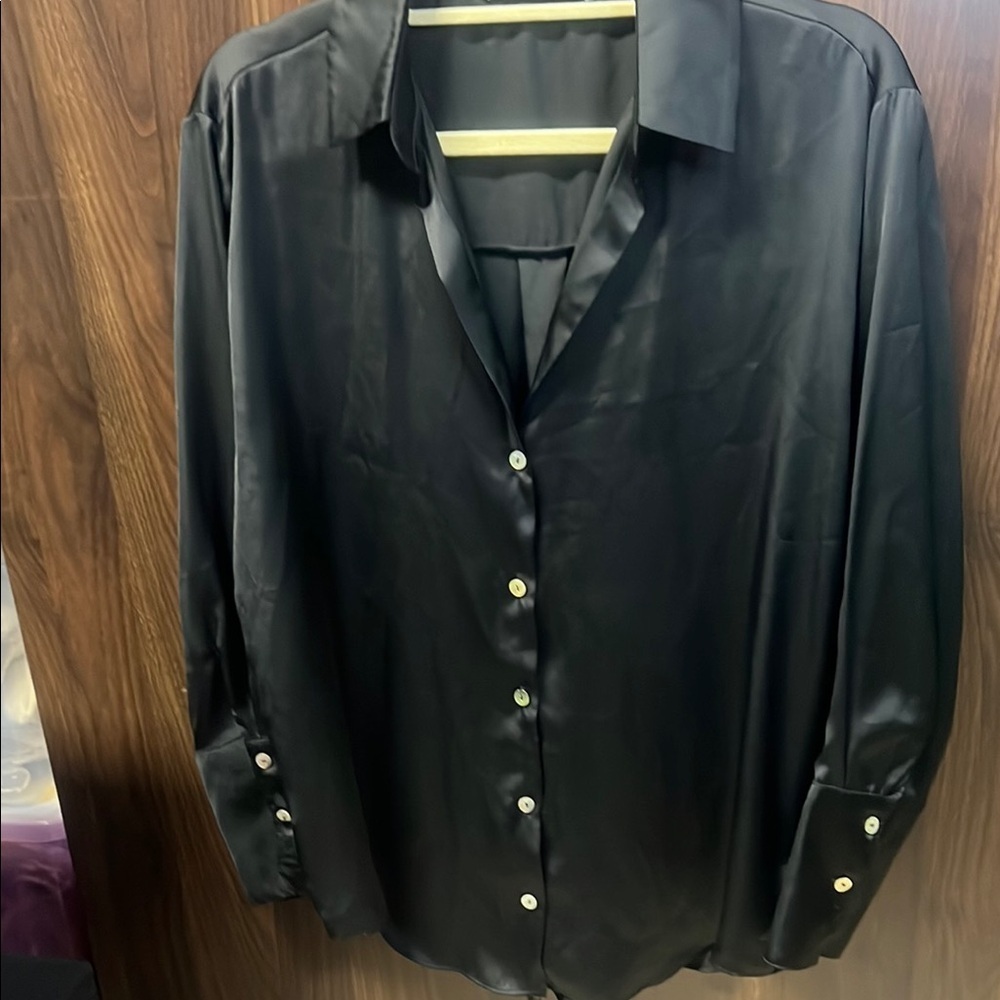 Zara women’s Black blouse - Picture 2 of 5
